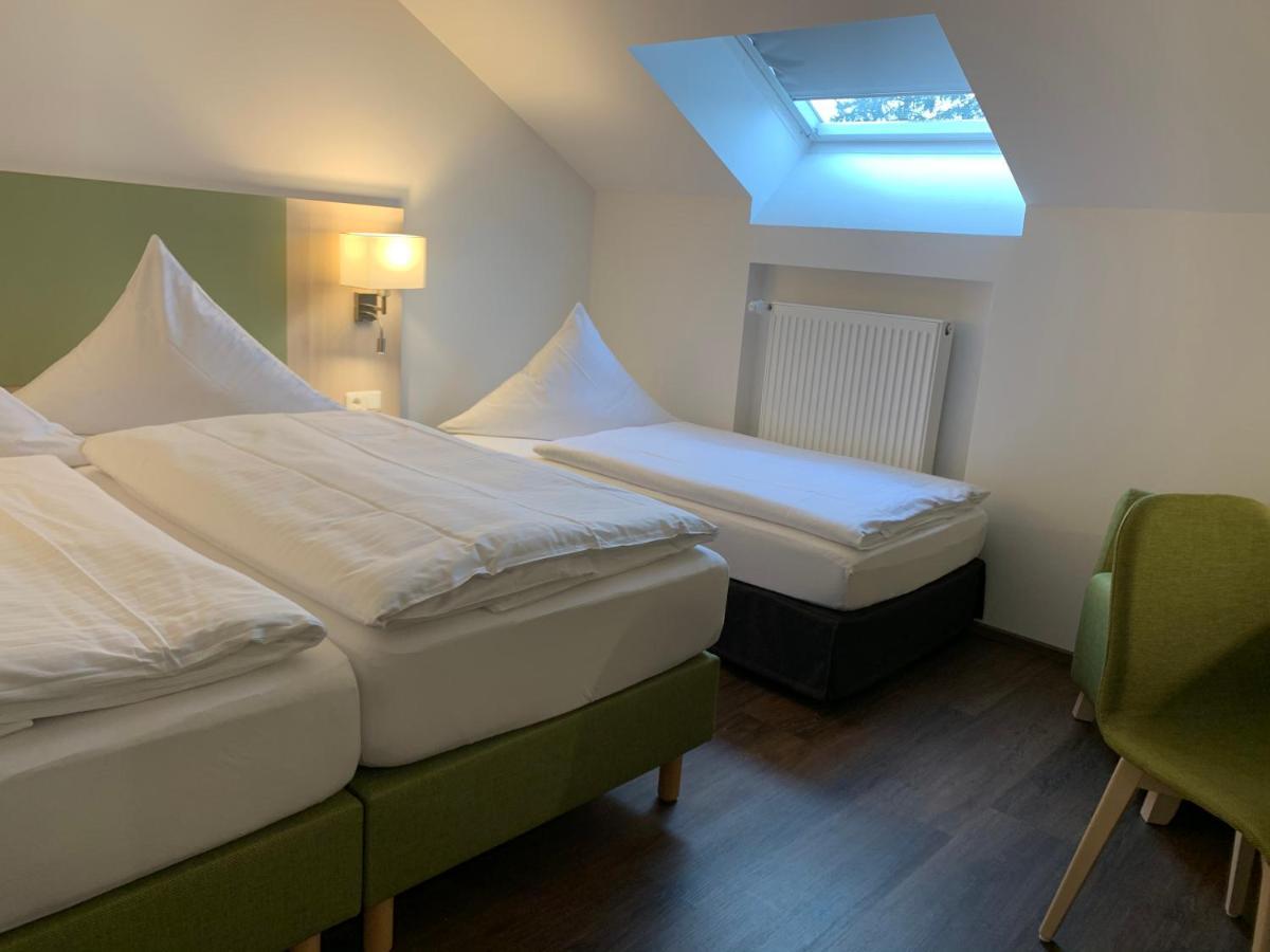 Marias Inn - Bed & Breakfast Garching bei München Eksteriør bilde