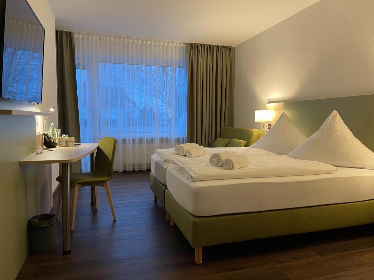 Marias Inn - Bed & Breakfast Garching bei München Eksteriør bilde